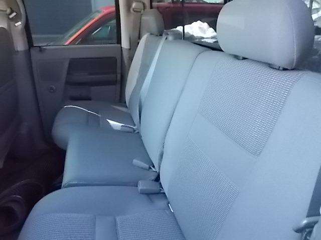 2007 Dodge Ram Pickup 1500 Laramie 4dr Quad Cab SB